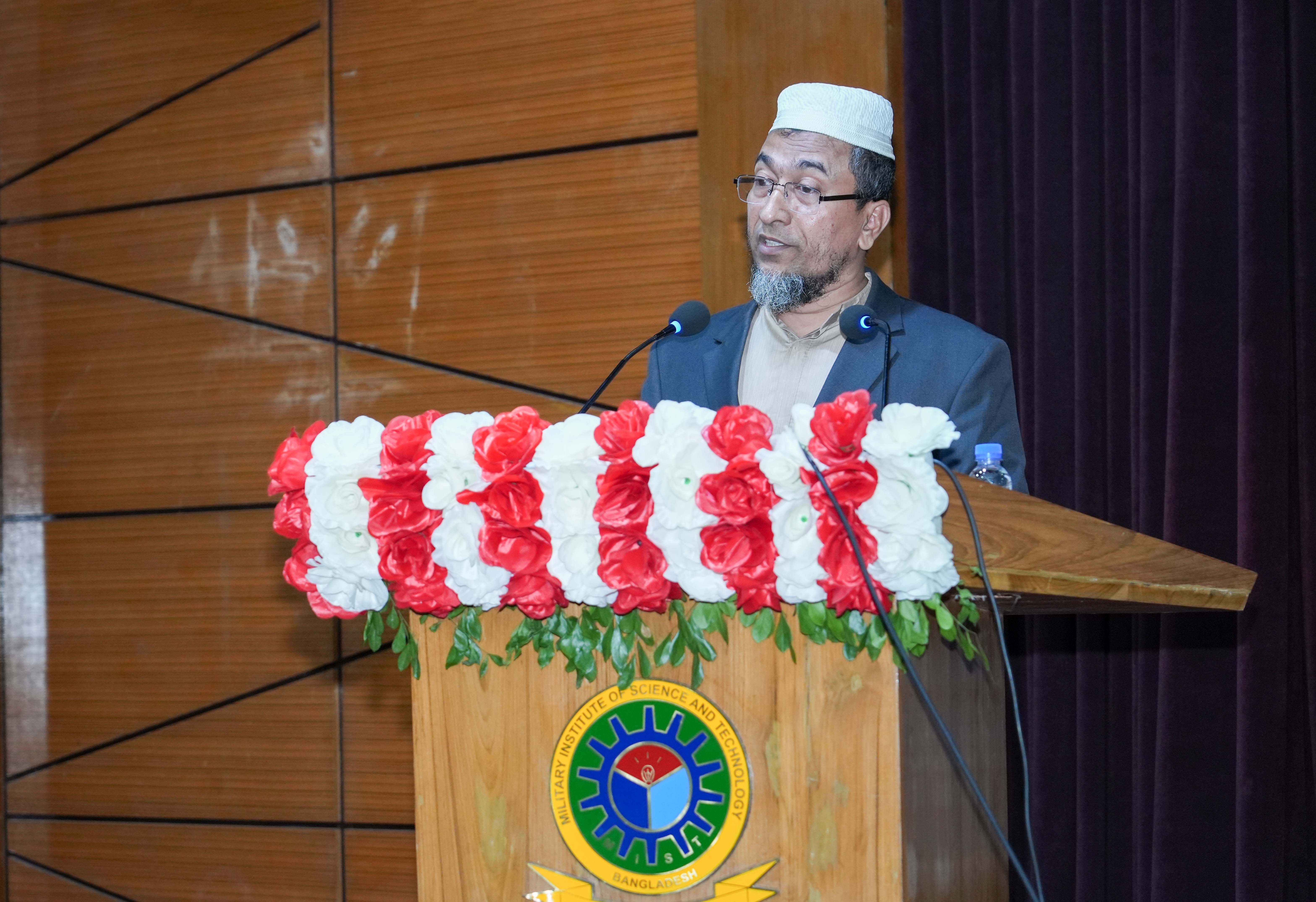 সশস্ত্র বাহিনী বিভাগ (এএফডি) ও মিলিটারি ইনস্টিটিউট অব সায়েন্স অ্যান্ড টেকনোলজি (এমআইএসটি) এর যৌথ ব্যবস্থাপনায় RESILIENCE IN THE INFORMATION DOMAIN: TOOLS TO ADDRESS MISINFORMATION AND DISINFORMATION ON SOCIAL MEDIA শীর্ষক সেমিনার অনুষ্ঠিত  