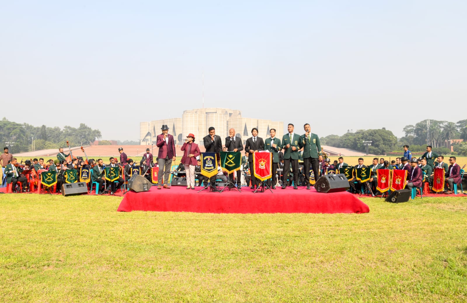 মহান বিজয় দিবস উপলক্ষ্যে সশস্ত্র বাহিনীর আয়োজন